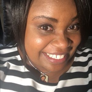 Meet your Posher, Gloria